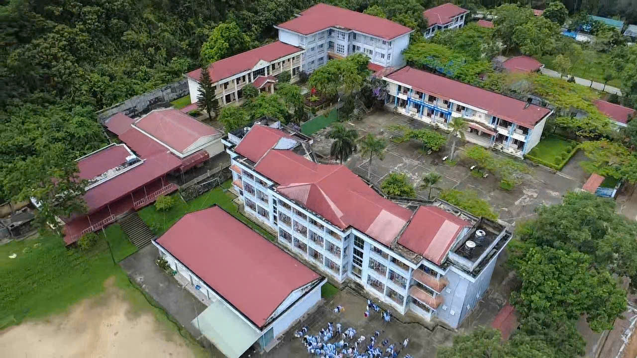 Trường li&ecirc;n cấp Phong Thổ ở Lai Ch&acirc;u ho&agrave;n th&agrave;nh vượt tiến độ hơn 2 th&aacute;ng
- Ảnh 16.