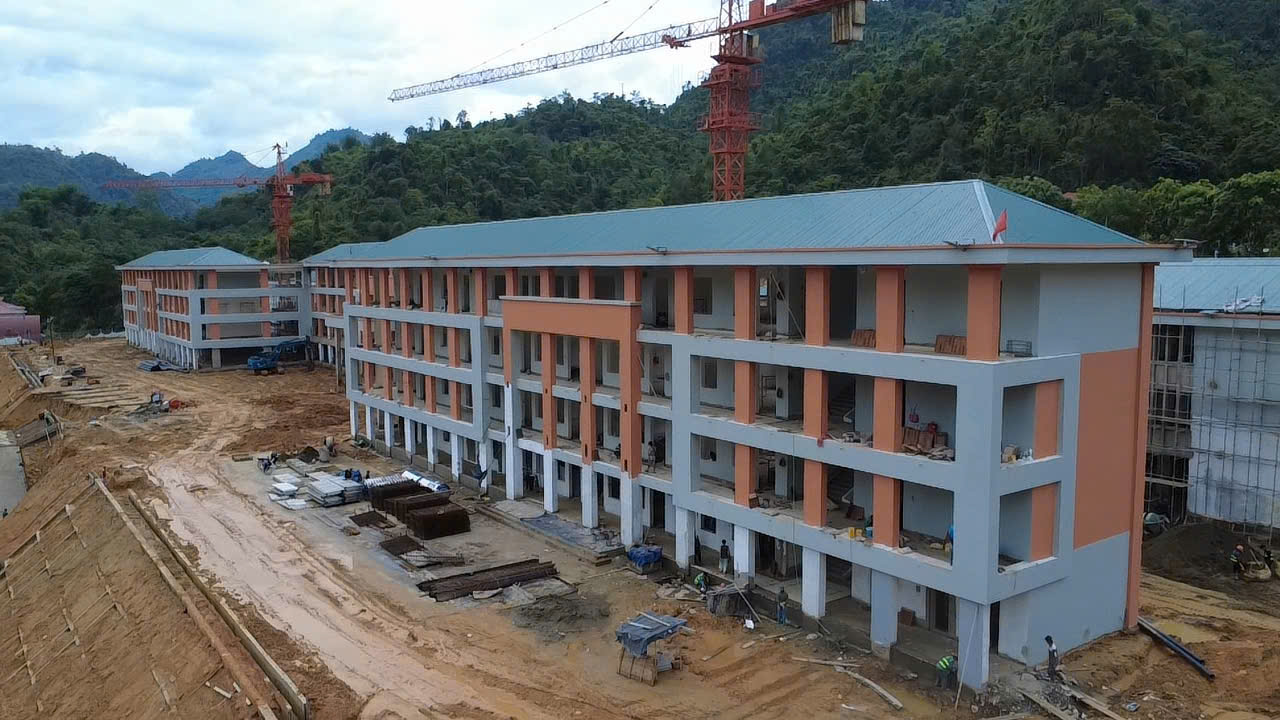 Trường li&ecirc;n cấp Phong Thổ ở Lai Ch&acirc;u ho&agrave;n th&agrave;nh vượt tiến độ hơn 2 th&aacute;ng
- Ảnh 4.