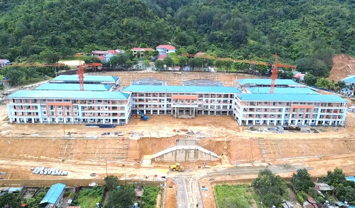 Trường li&ecirc;n cấp Phong Thổ ở Lai Ch&acirc;u ho&agrave;n th&agrave;nh vượt tiến độ hơn 2 th&aacute;ng
- Ảnh 3.