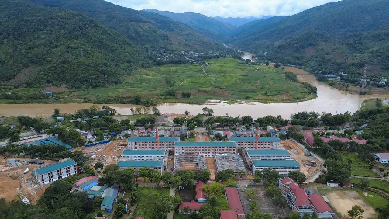 Trường li&ecirc;n cấp Phong Thổ ở Lai Ch&acirc;u ho&agrave;n th&agrave;nh vượt tiến độ hơn 2 th&aacute;ng
- Ảnh 17.