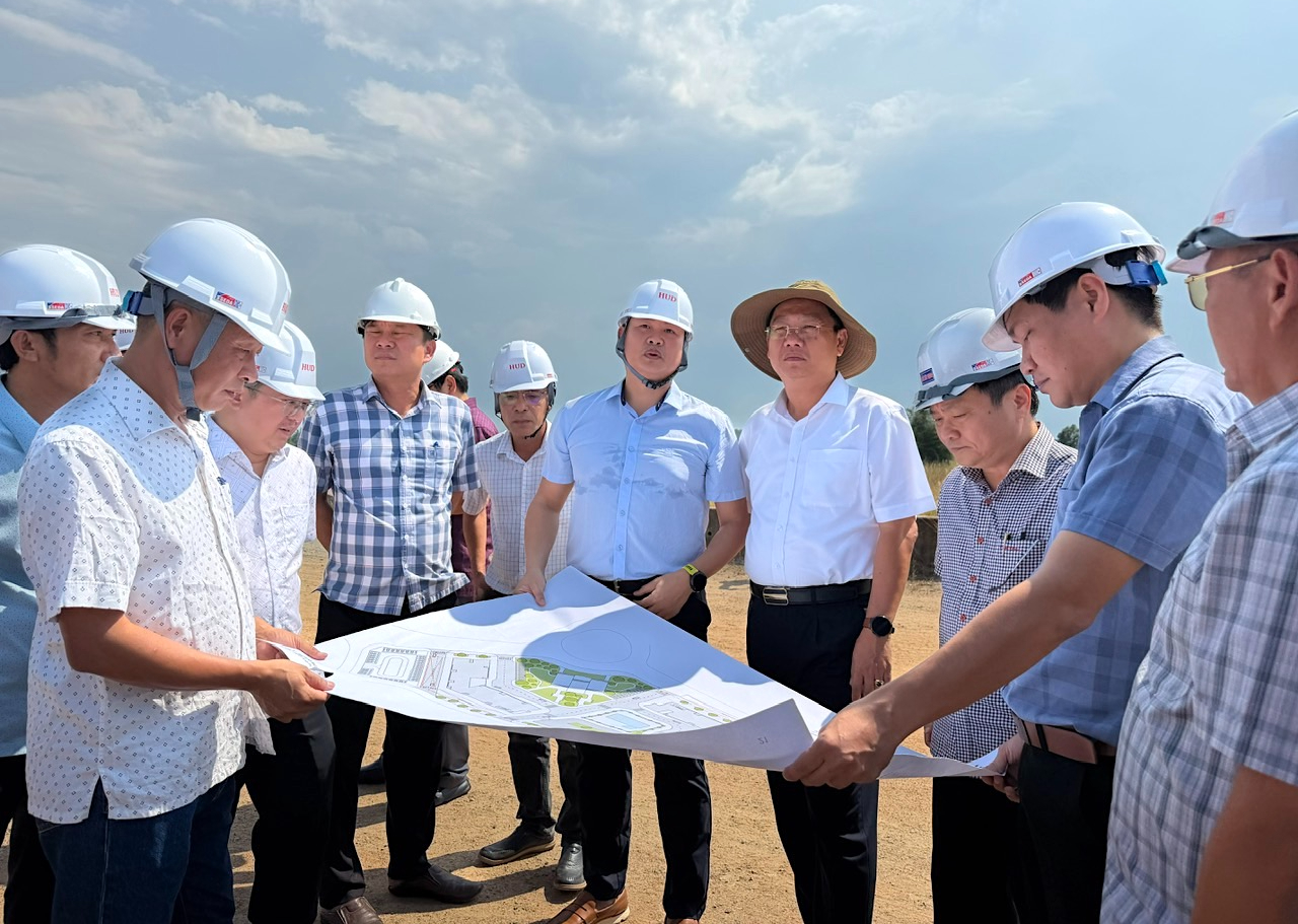 Quảng Ngãi đặt mục tiêu xây dựng hơn 10.000 căn nhà ở xã hội vào năm 2030- Ảnh 2.