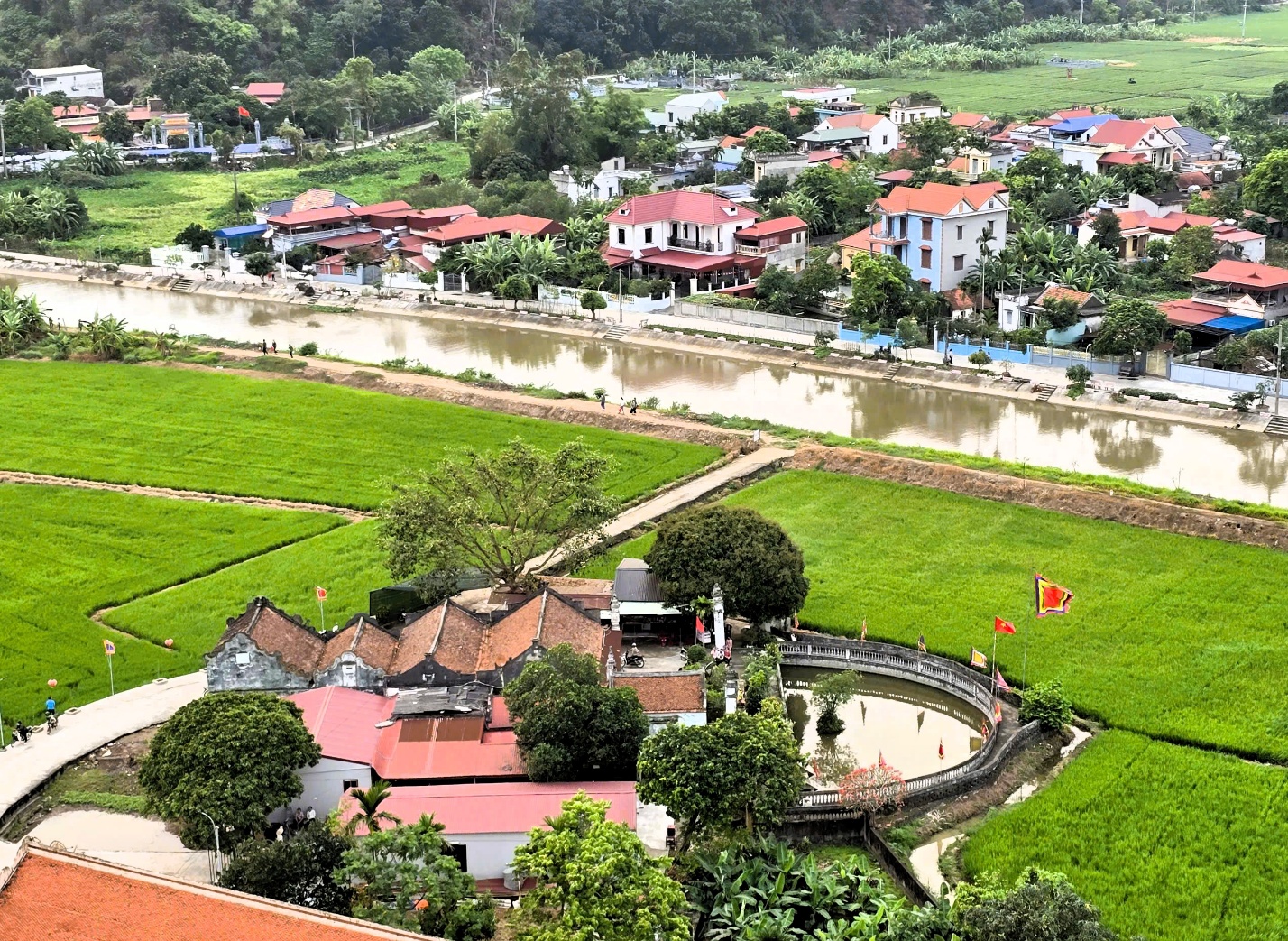 Đặt kiến tr&uacute;c v&agrave;o vị tr&iacute; trung t&acirc;m trong ph&aacute;t triển văn h&oacute;a Việt Nam- Ảnh 5.