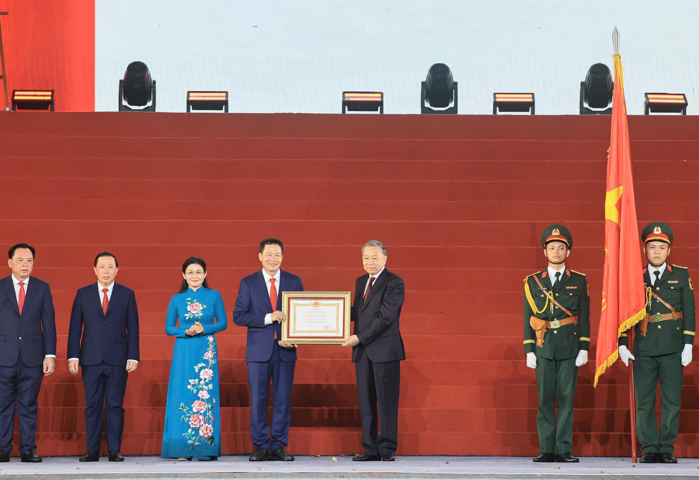 Tổng B&iacute; thư, Chủ tịch nước T&ocirc; L&acirc;m giao 6 nhiệm vụ quan trọng để ph&aacute;t triển TP Đồng Nai- Ảnh 2.