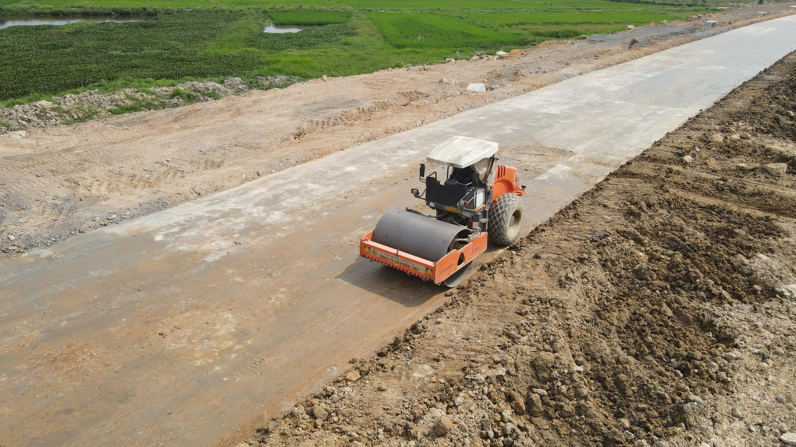 Nhà thầu áp lực khi giá vật liệu vẫn "neo" cao- Ảnh 2. Nhà thầu áp lực khi giá vật liệu vẫn "neo" cao- Ảnh 2.