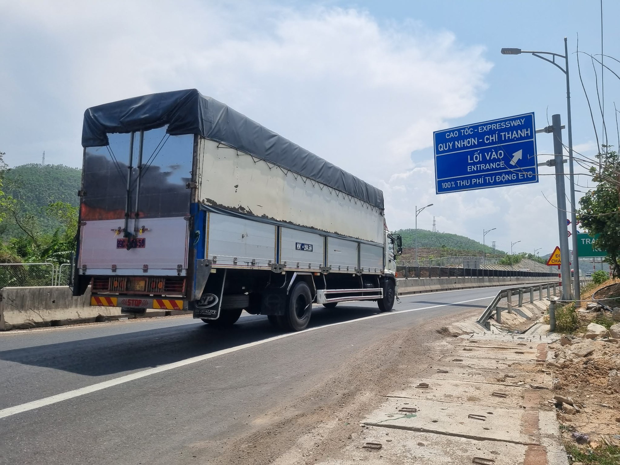 Niềm vui người thợ trong "ng&agrave;y đại thắng" đưa tuyến cao tốc qua Gia Lai v&agrave;o khai th&aacute;c- Ảnh 9.