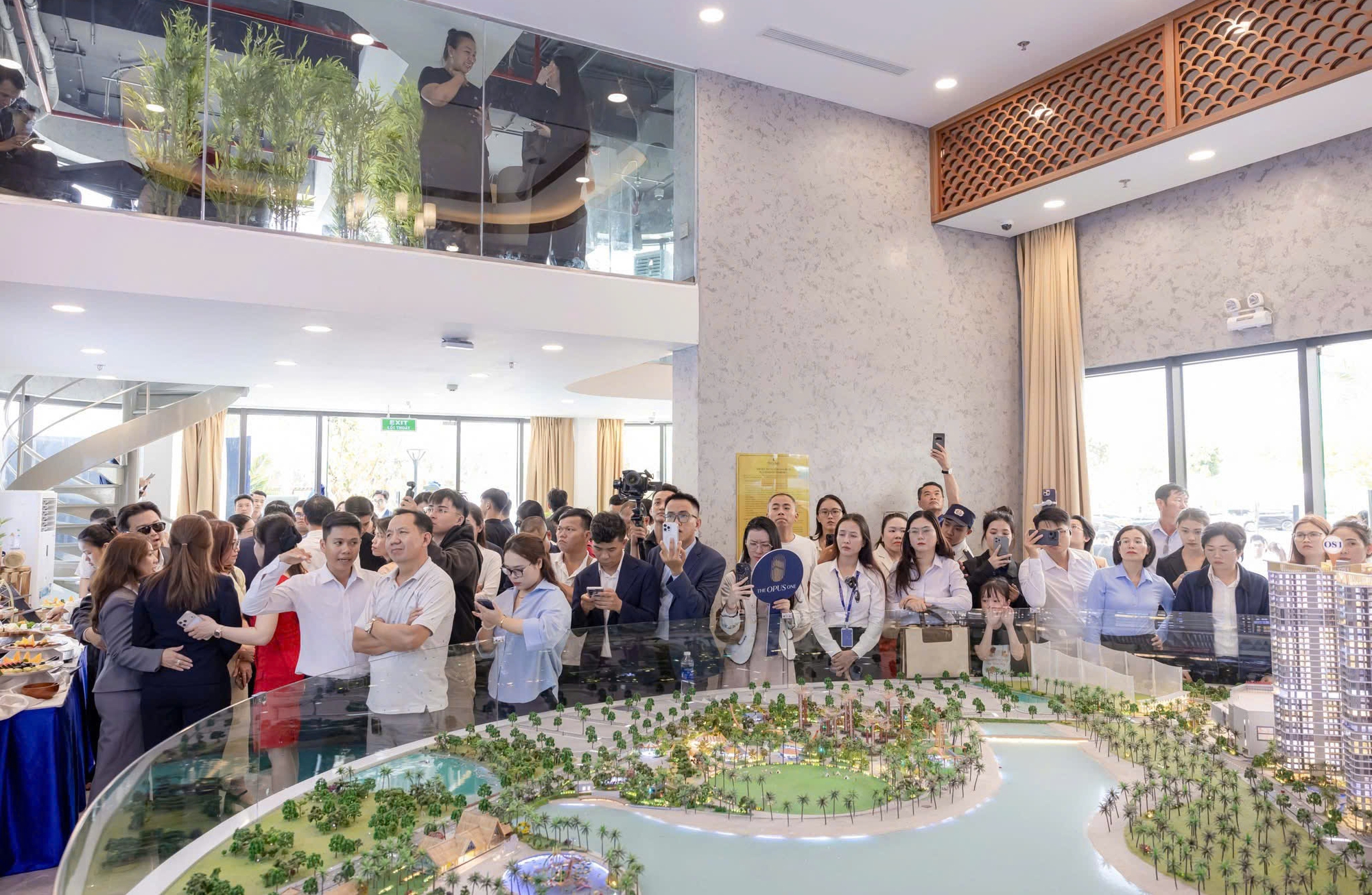 Hà Nội rà soát pháp lý và hoạt động toàn bộ sàn giao dịch bất động sản- Ảnh 1.