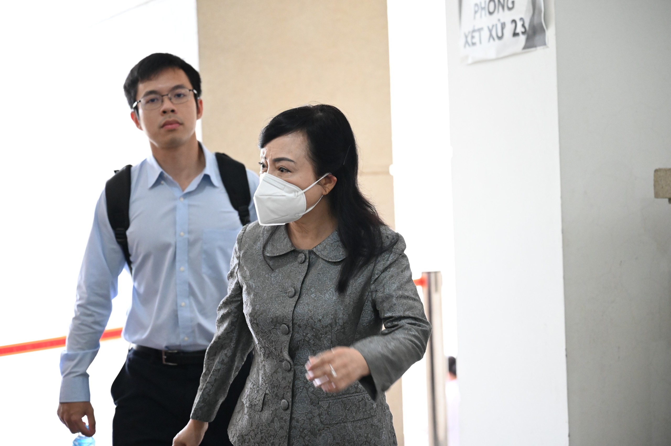 Cựu Bộ trưởng Y tế Nguyễn Thị Kim Tiến hầu t&ograve;a, c&oacute; 4 luật sư b&agrave;o chữa- Ảnh 2.