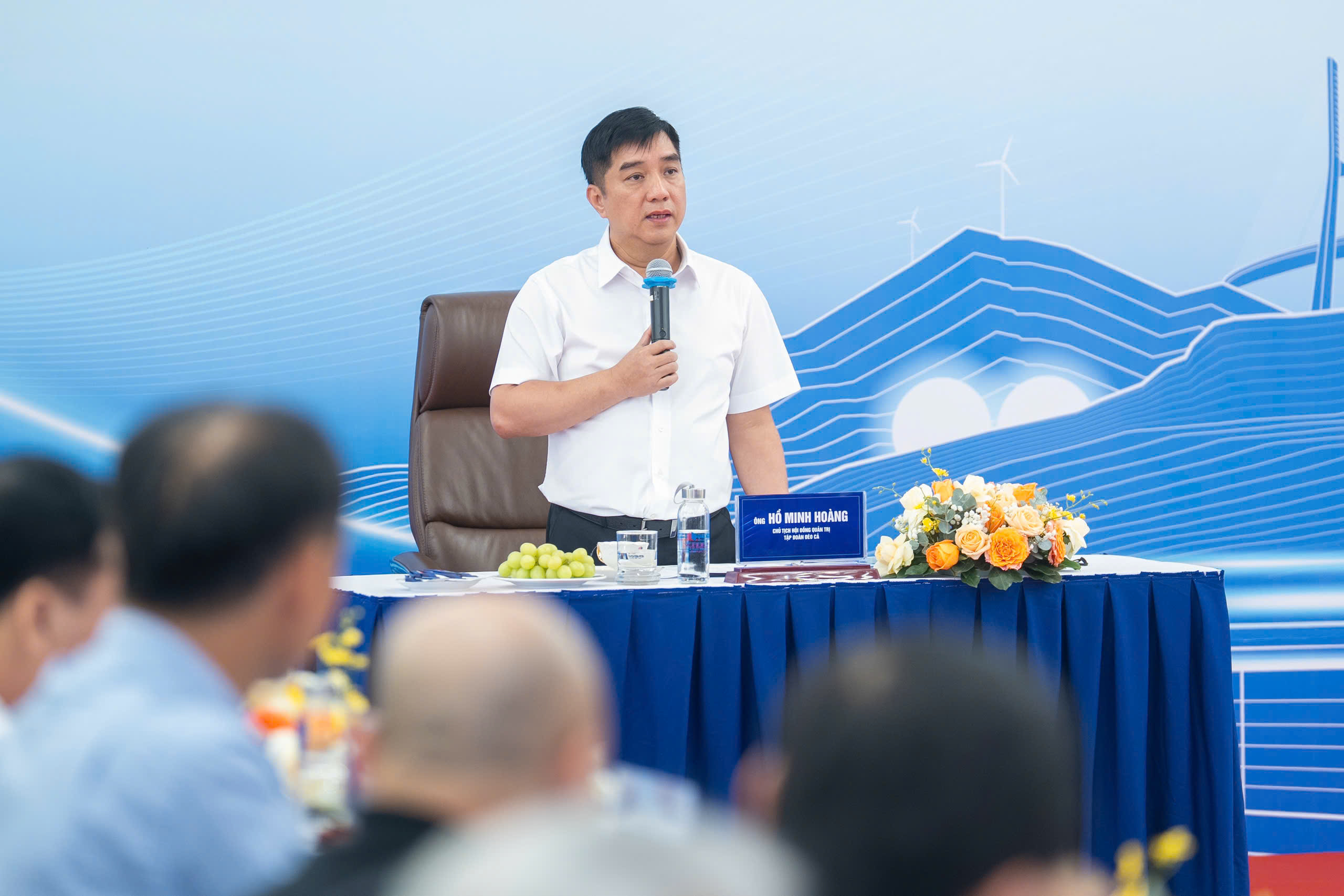 Doanh nghiệp giao th&ocirc;ng b&agrave;n c&aacute;ch ho&aacute; giải kh&oacute; khăn về nh&acirc;n lực- Ảnh 1.