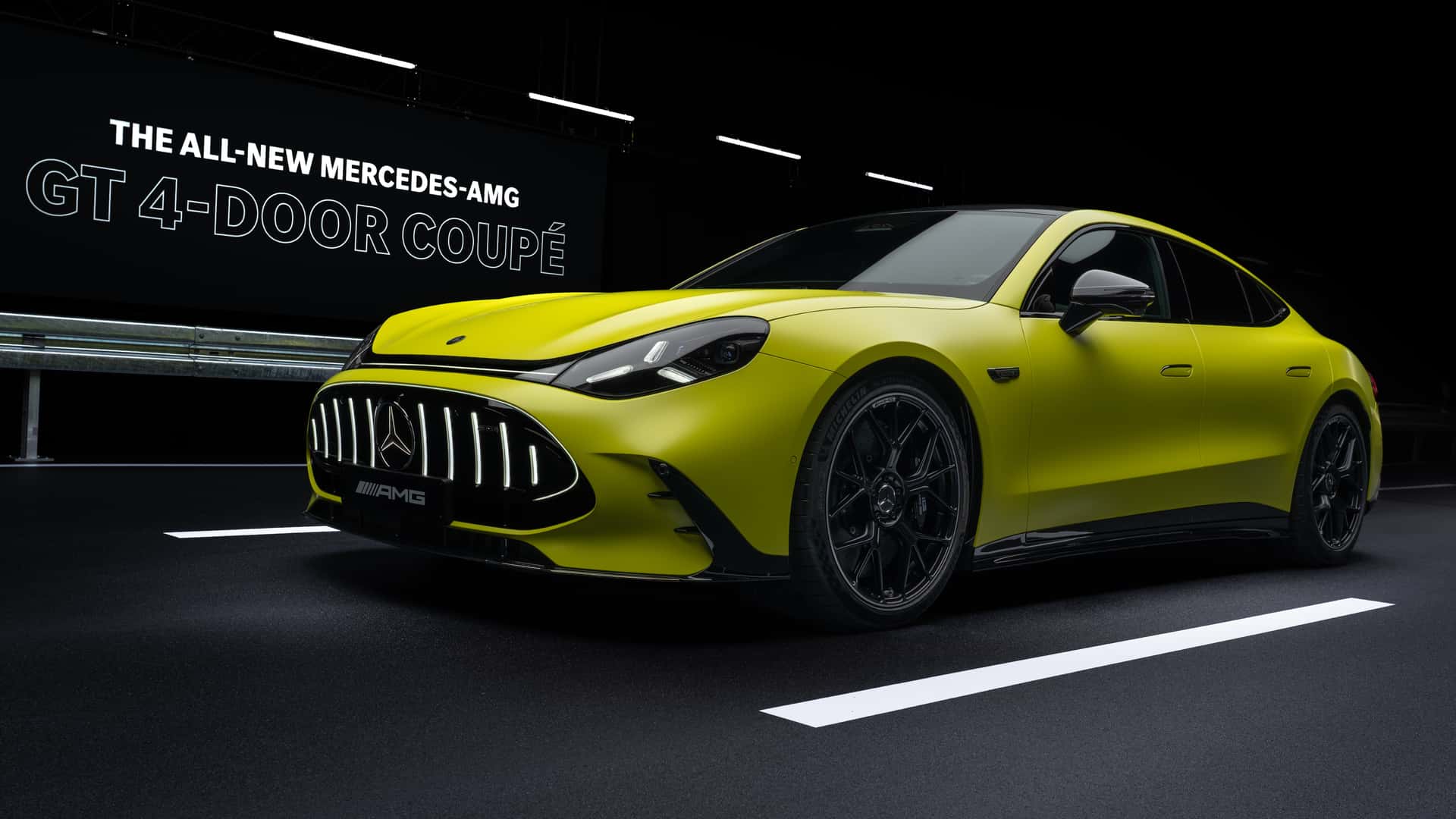 Mercedes-AMG GT 4-Door bỏ máy xăng chuyển sang điện- Ảnh 1.