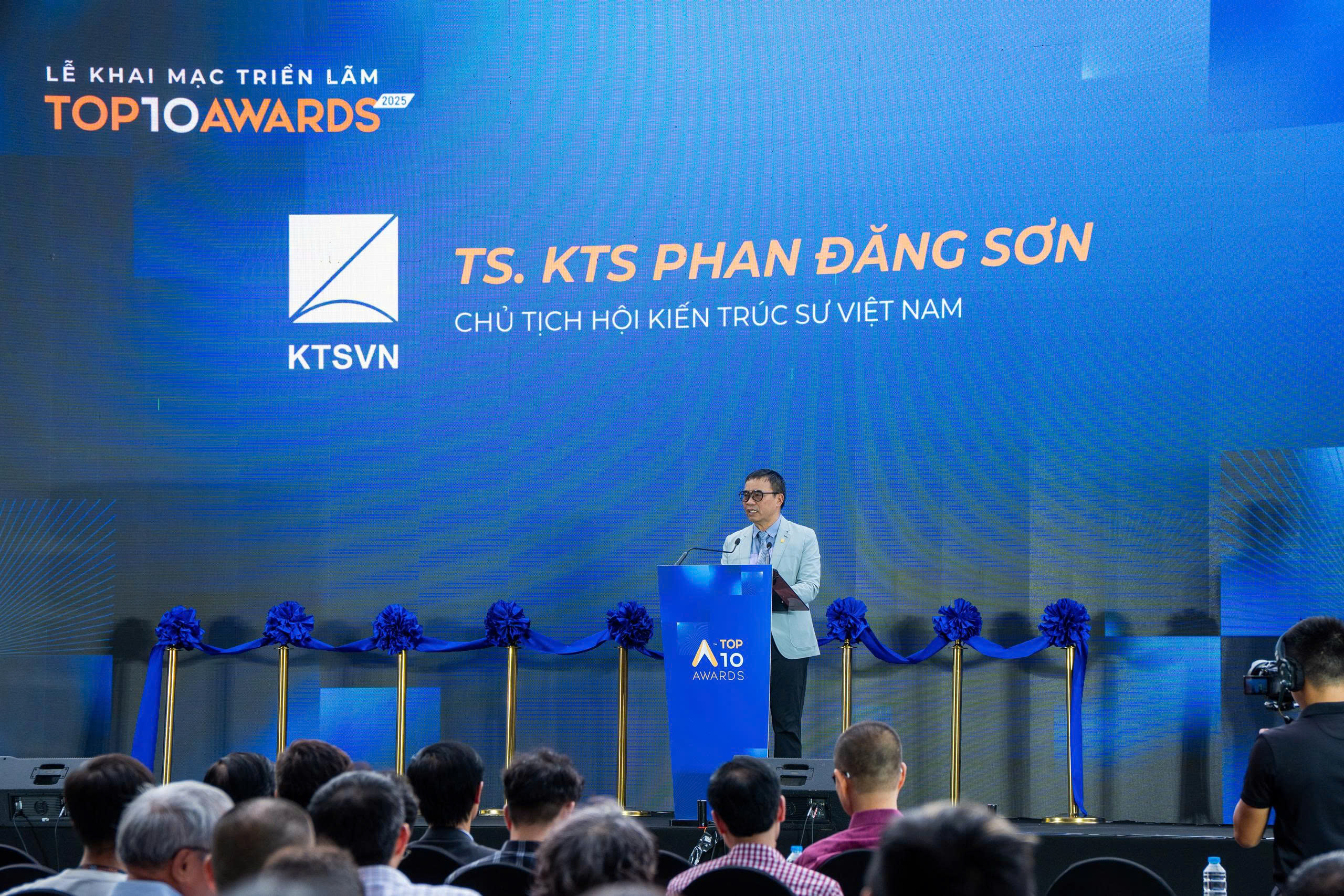 Top 10 Awards 2025: Kiến trúc Việt lan tỏa tinh thần bản địa và phát triển bền vững- Ảnh 2. Top 10 Awards 2025: Kiến trúc Việt lan tỏa tinh thần bản địa và phát triển bền vững- Ảnh 2.