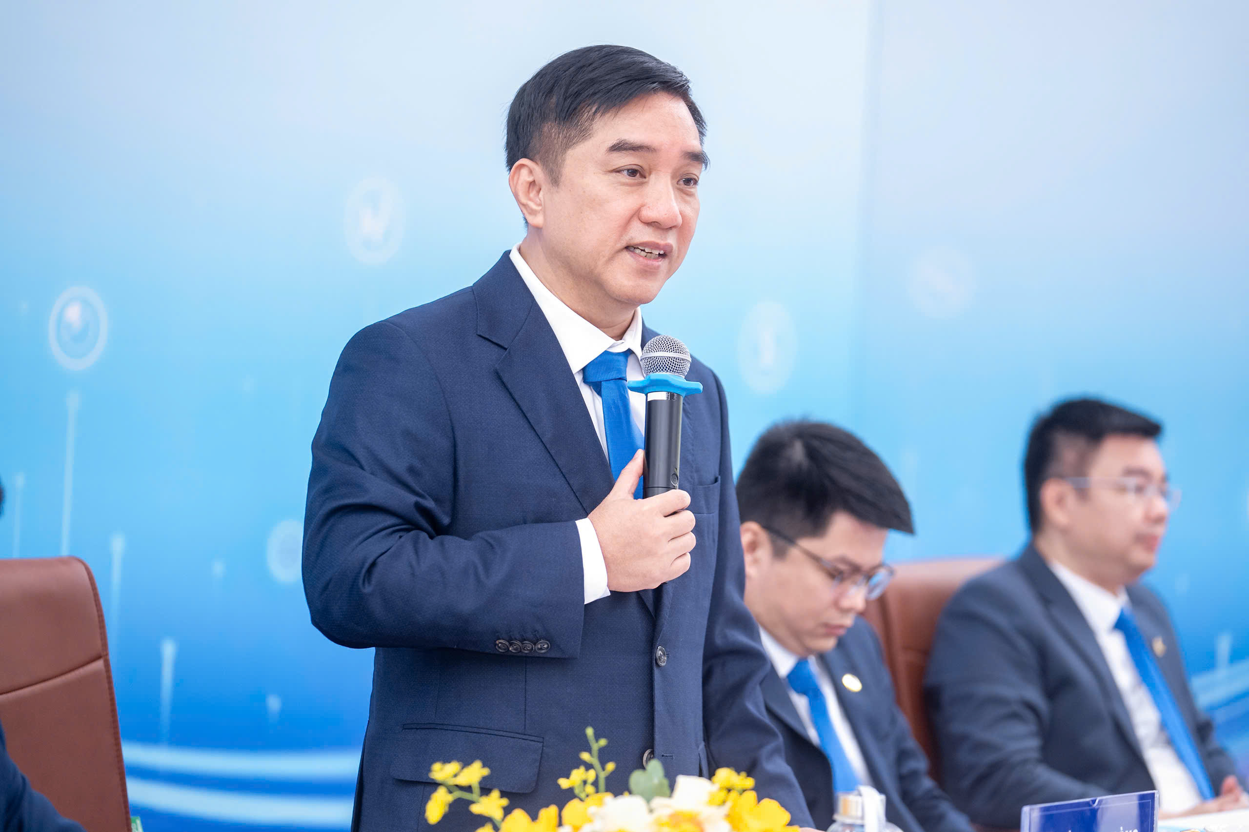Chủ tịch Đ&egrave;o Cả: HHV kh&ocirc;ng đ&aacute;nh đổi nguy&ecirc;n tắc quản trị để l&agrave;m đẹp con số ngắn hạn- Ảnh 2.