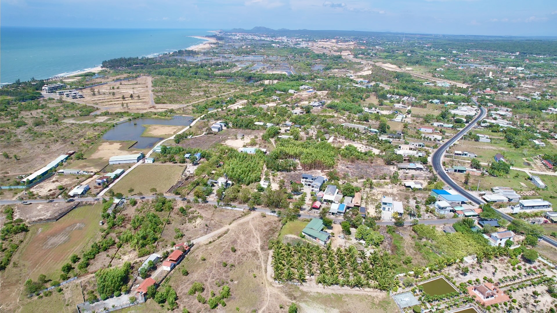 Hạ tầng và dự án tỷ đô giúp kéo nhịp thị trường bất động sản vùng biển phía Đông TP.HCM- Ảnh 5. Hạ tầng và dự án tỷ đô giúp kéo nhịp thị trường bất động sản vùng biển phía Đông TP.HCM- Ảnh 5.