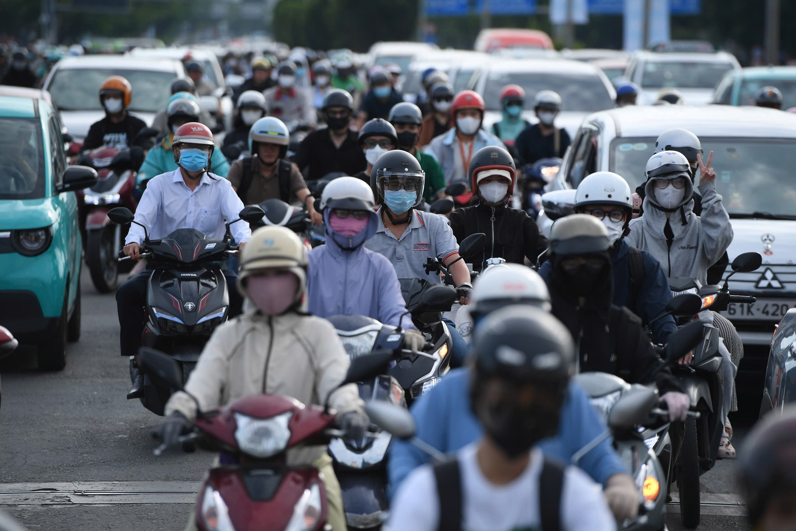 TP.HCM: V&ograve;ng xoay Điện Bi&ecirc;n Phủ &ugrave;n ứ cục bộ trong s&aacute;ng đầu tuần sau điều chỉnh giao th&ocirc;ng- Ảnh 10.