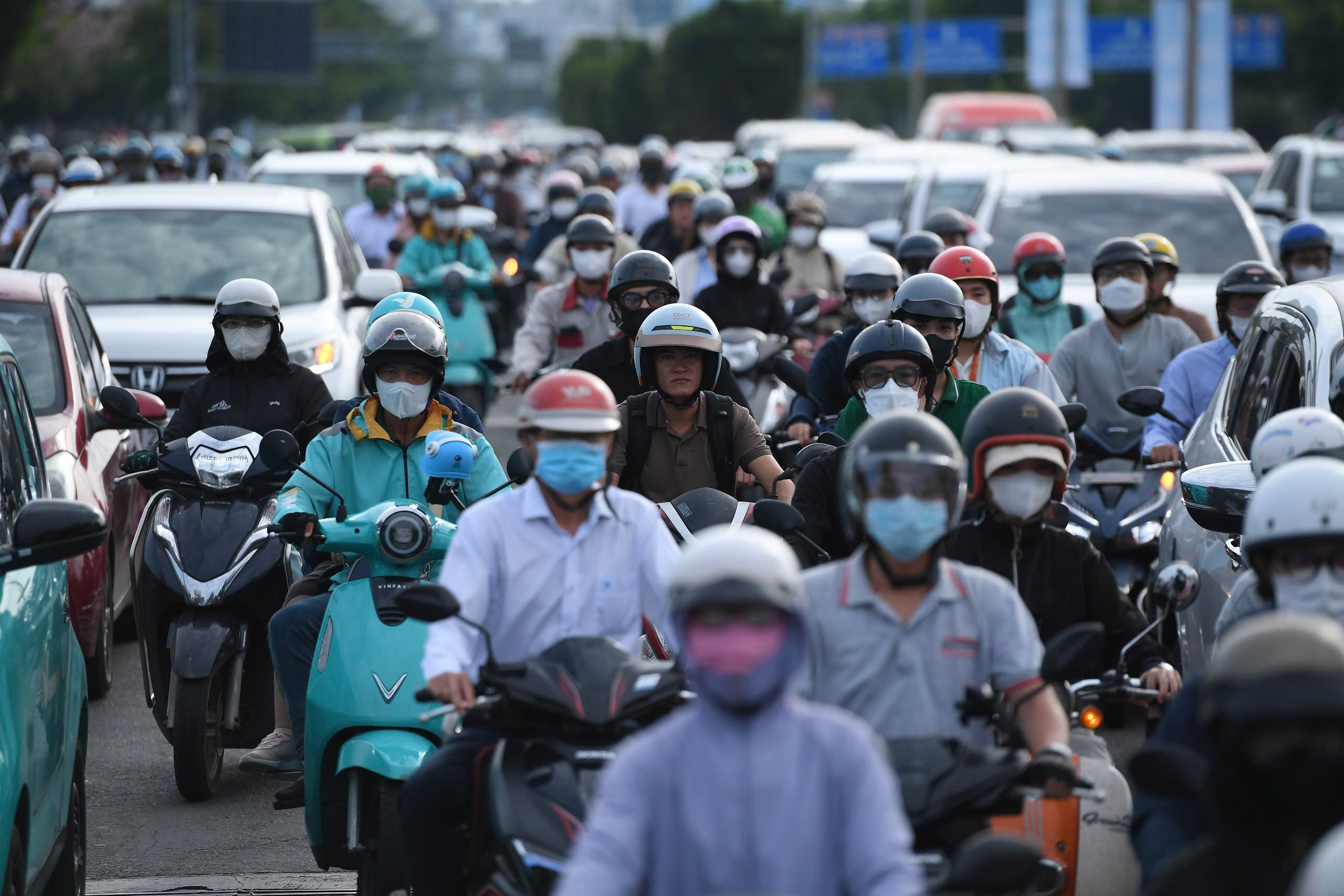 TP.HCM: V&ograve;ng xoay Điện Bi&ecirc;n Phủ &ugrave;n ứ cục bộ trong s&aacute;ng đầu tuần sau điều chỉnh giao th&ocirc;ng- Ảnh 11.