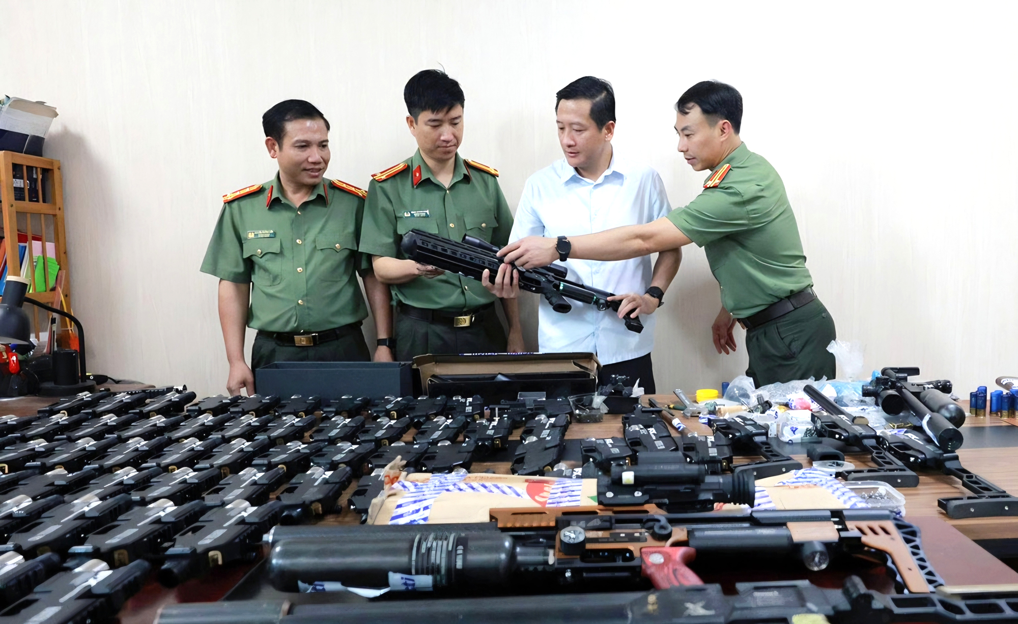 H&agrave; Tĩnh tăng cường quản l&yacute;, n&acirc;ng cao an to&agrave;n vật liệu nổ c&ocirc;ng nghiệp- Ảnh 1.