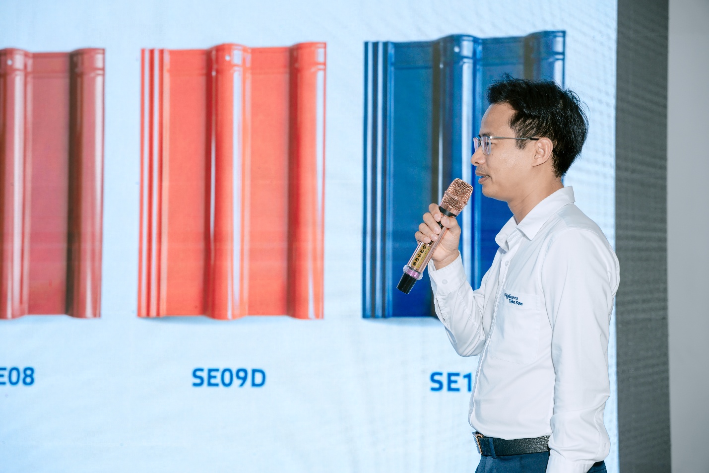 Viglacera Ti&ecirc;n Sơn ra mắt d&ograve;ng sản phẩm ng&oacute;i tr&aacute;ng men cao cấp- Ảnh 2.