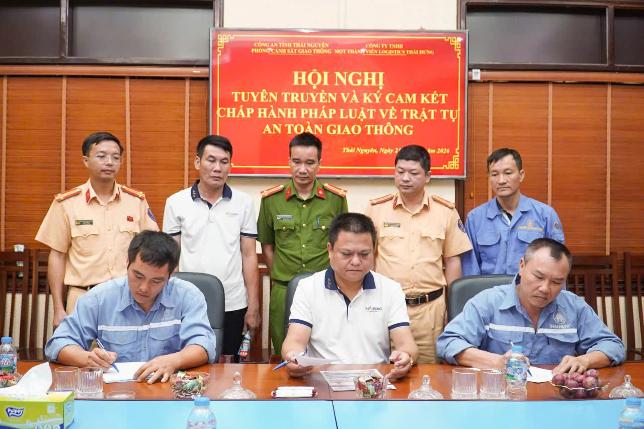 Nhiều giải ph&aacute;p s&aacute;ng tạo, đưa Luật TTATGT đường bộ v&agrave;o cuộc sống ở Th&aacute;i Nguy&ecirc;n- Ảnh 1.