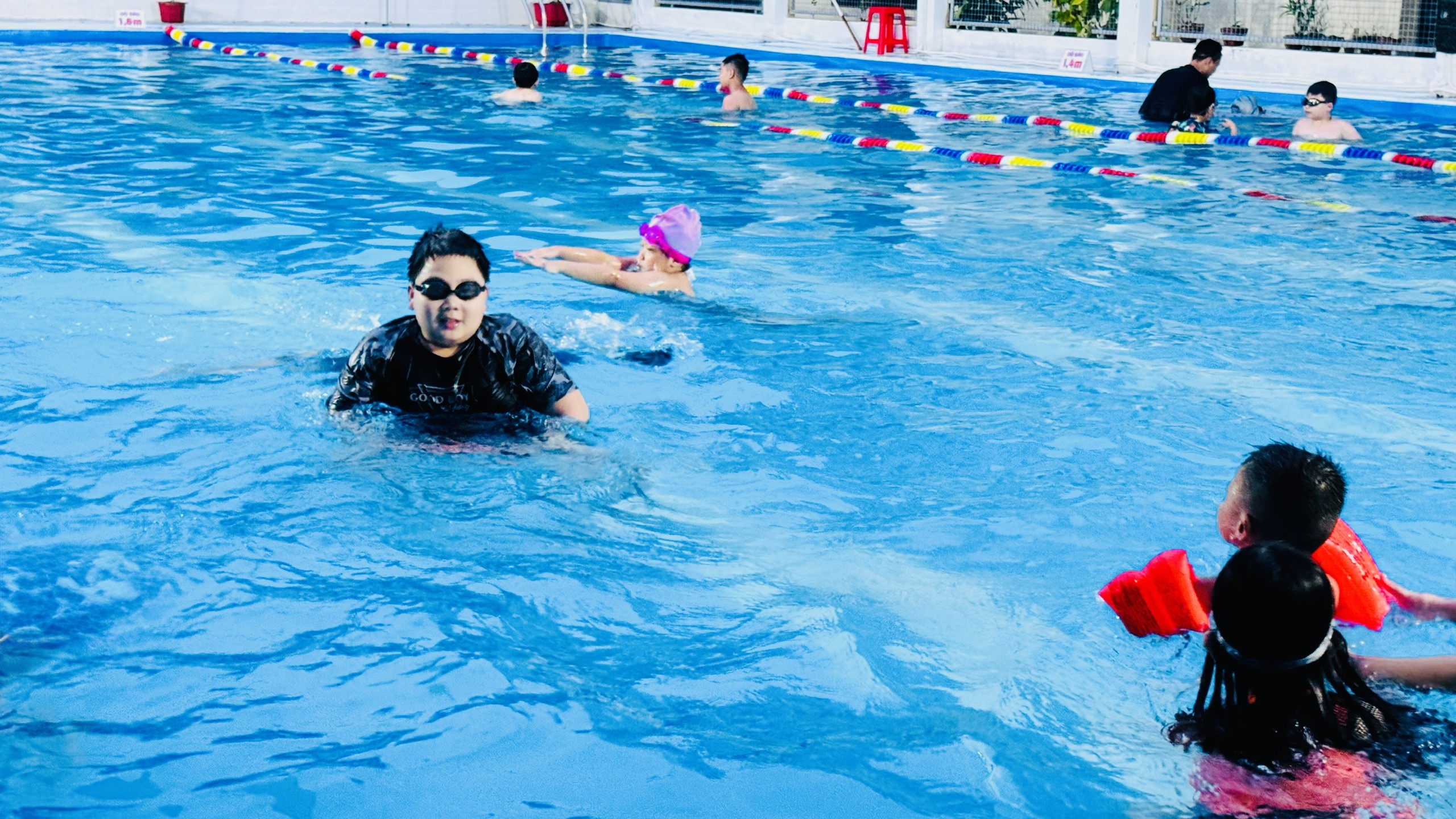 H&agrave; Nội siết dạy th&ecirc;m, tăng lớp học bơi cho học sinh trong dịp h&egrave;- Ảnh 1.
