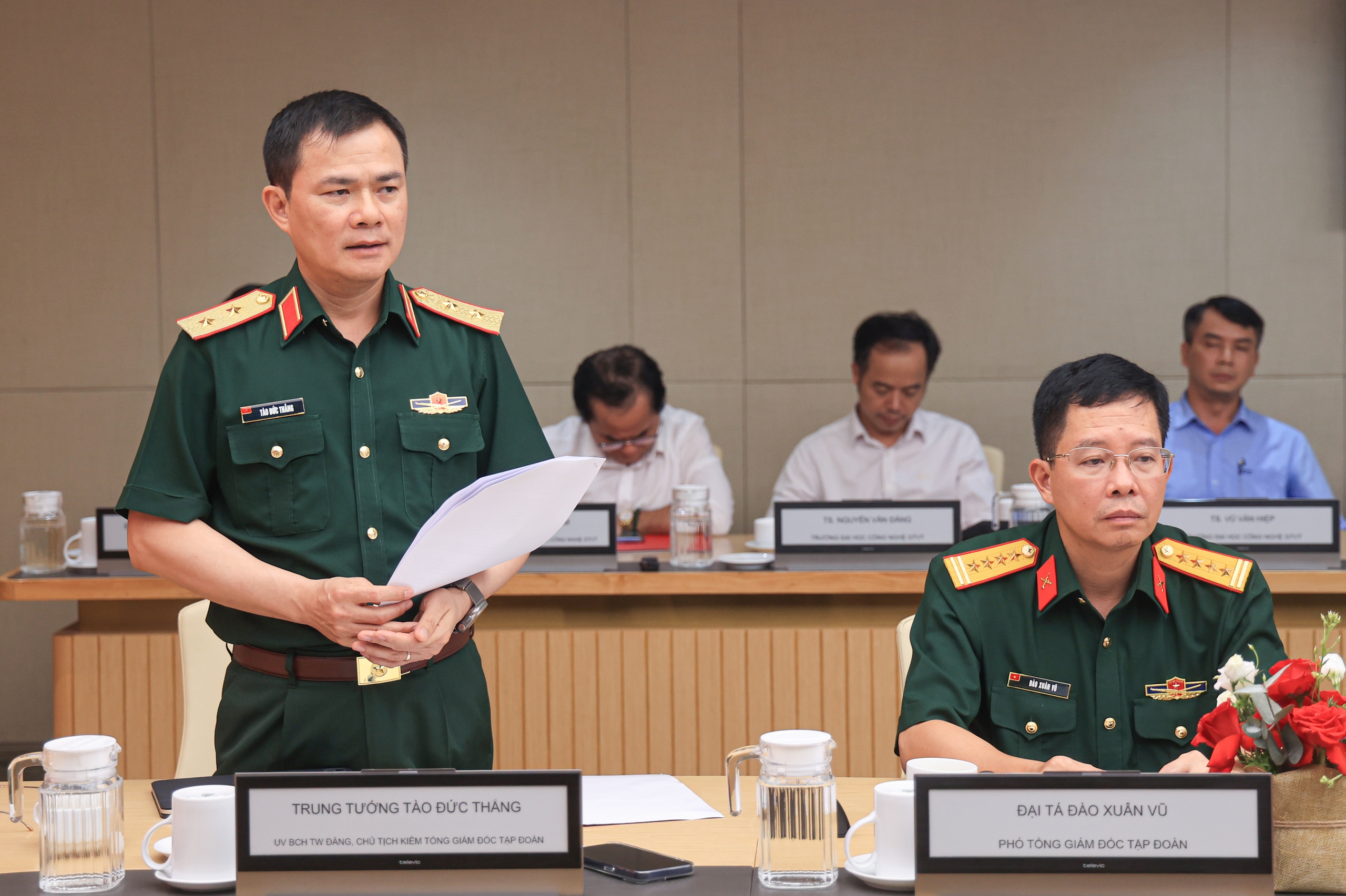 Bộ trưởng Trần Hồng Minh: Ph&aacute;t triển c&ocirc;ng nghiệp đường sắt phải r&otilde; lộ tr&igrave;nh, sản phẩm- Ảnh 2.