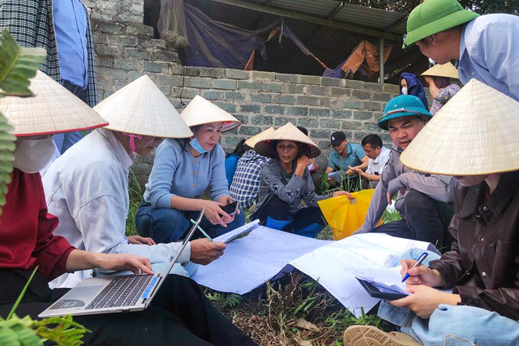 Kiến nghị chính sách đặc thù giải phóng mặt bằng Nghĩa trang Yên Kỳ- Ảnh 1. Kiến nghị chính sách đặc thù giải phóng mặt bằng Nghĩa trang Yên Kỳ- Ảnh 1.