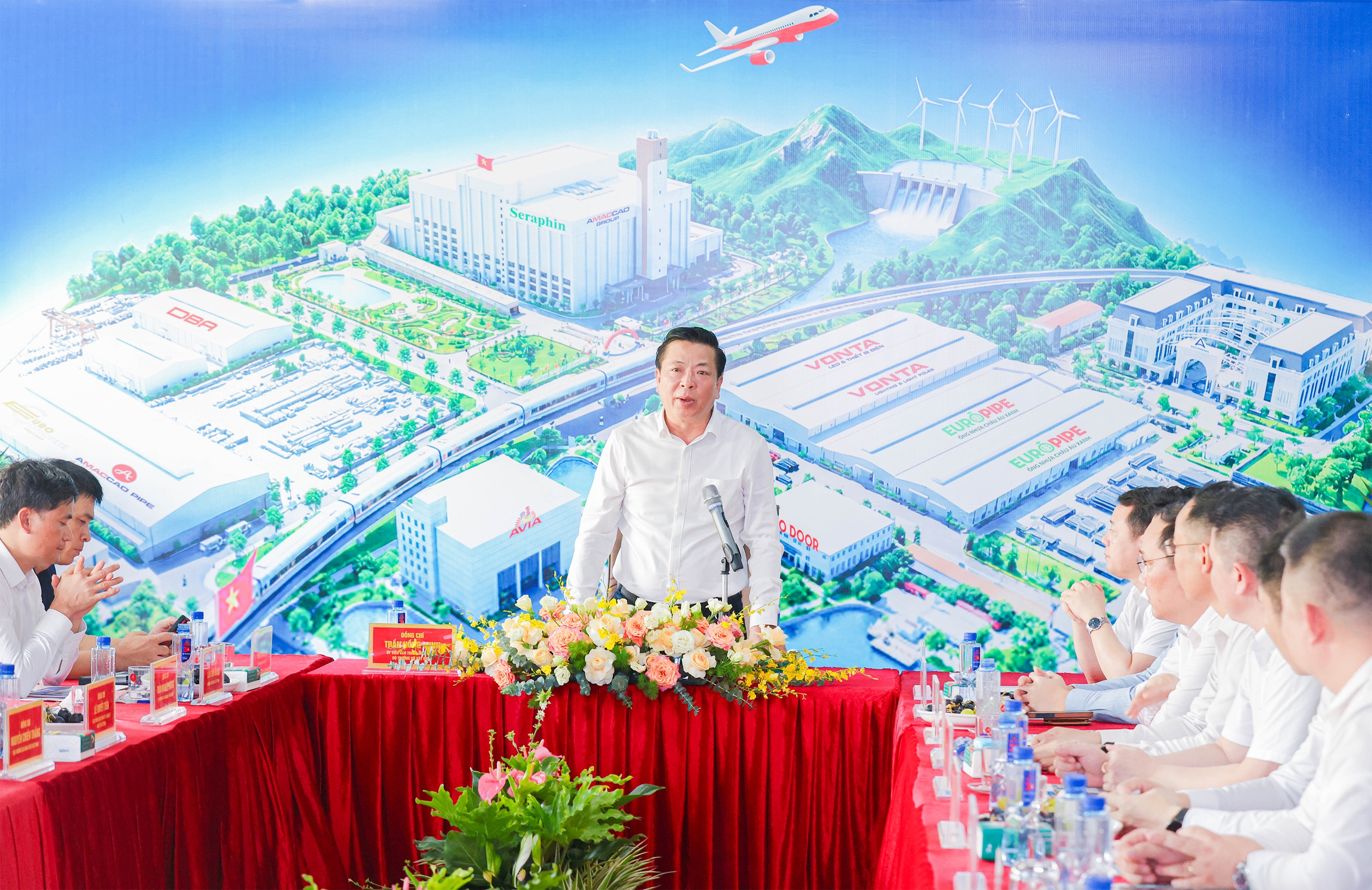 Bộ trưởng Bộ x&acirc;y dựng Trần Hồng Minh l&agrave;m việc với AMACCAO, chuẩn bị cho đại dự &aacute;n quốc gia- Ảnh 1.