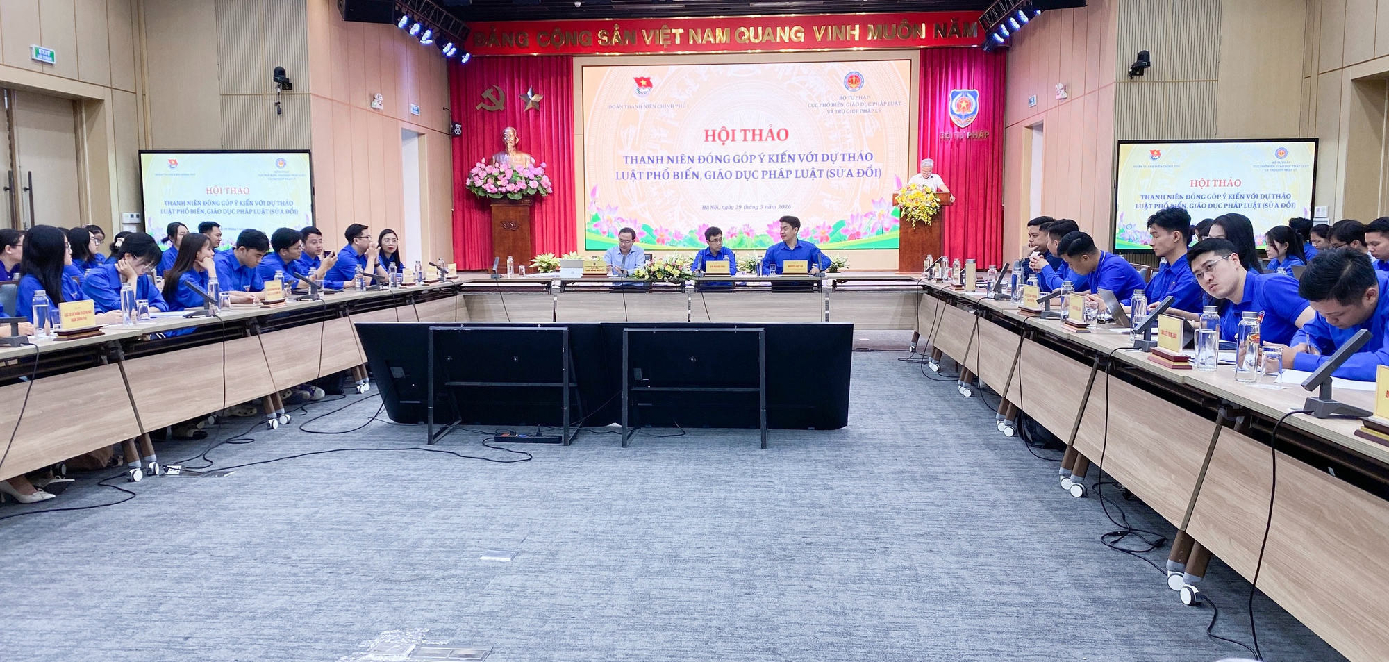 Thanh ni&ecirc;n giữ vai tr&ograve; n&ograve;ng cốt trong phổ biến, gi&aacute;o dục ph&aacute;p luật- Ảnh 4.