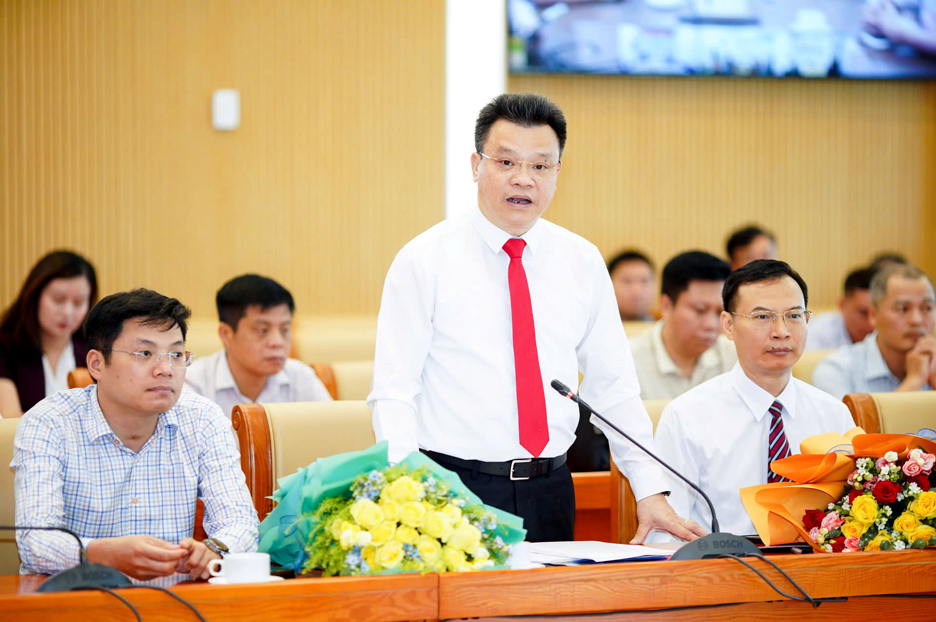 Bộ X&acirc;y dựng c&ocirc;ng bố quyết định điều động, bổ nhiệm 6 nh&acirc;n sự quan trọng- Ảnh 3.