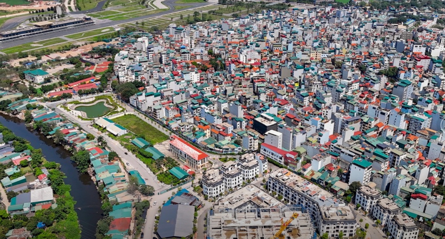 Nhà trong ngõ nhỏ giảm sức hút giữa làn sóng tái cấu trúc đô thị Hà Nội- Ảnh 1.