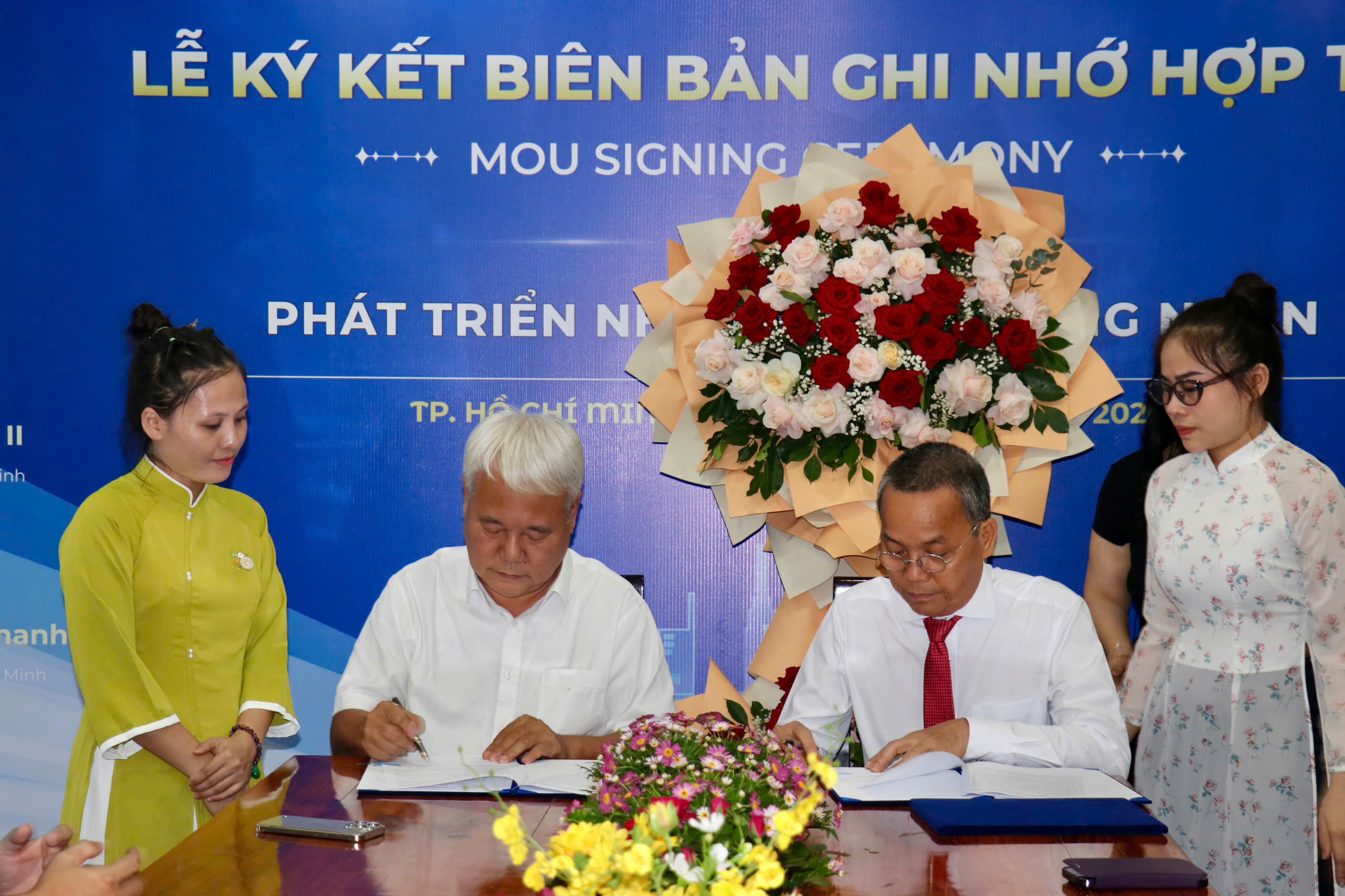 Nhà ở công nhân TP.HCM: Không chỉ cần căn hộ, mà cần cả hệ sinh thái sống- Ảnh 1.