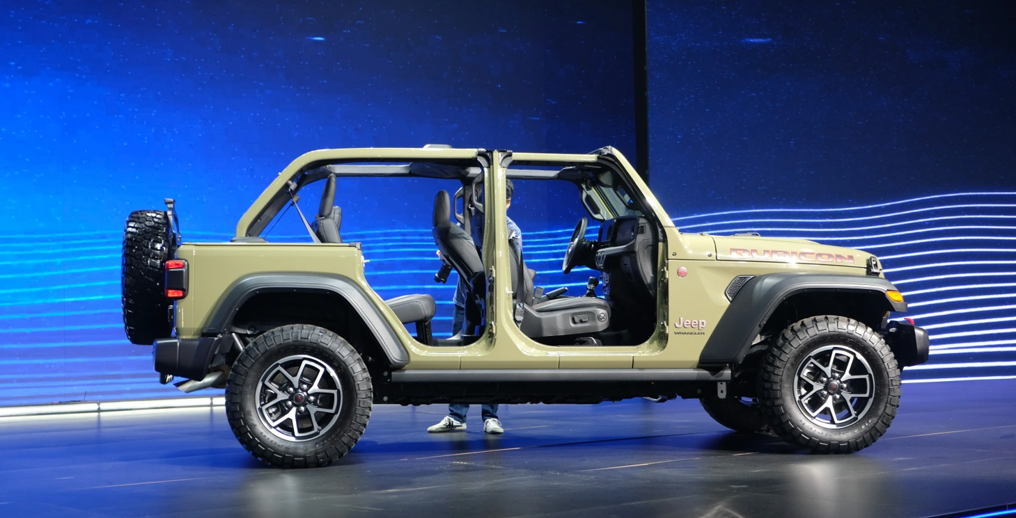 Đổi nhà phân phối, loạt xe Jeep, Ram có giá mềm hơn trăm triệu đồng- Ảnh 6. Đổi nhà phân phối, loạt xe Jeep, Ram có giá mềm hơn trăm triệu đồng- Ảnh 6.