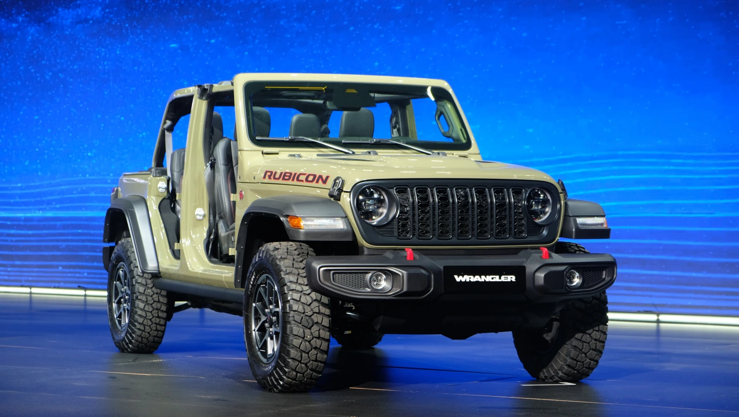 Đổi nhà phân phối, loạt xe Jeep, Ram có giá mềm hơn trăm triệu đồng- Ảnh 4. Đổi nhà phân phối, loạt xe Jeep, Ram có giá mềm hơn trăm triệu đồng- Ảnh 4.