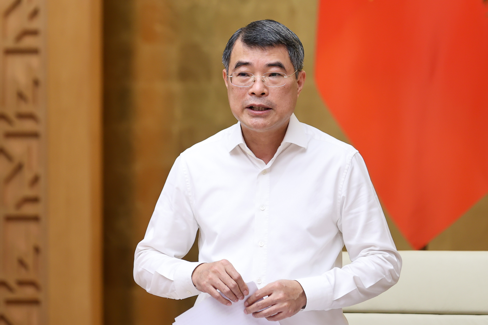 Thủ tướng: Tiếp tục r&agrave; so&aacute;t, cắt giảm c&aacute;c thủ tục về m&ocirc;i trường, x&acirc;y dựng, PCCC- Ảnh 6.