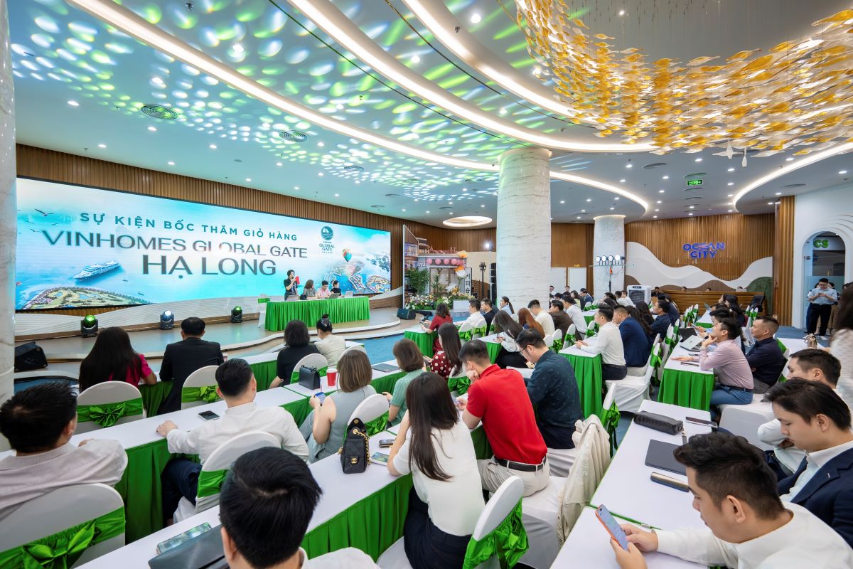 Vinhomes Global Gate Hạ Long tạo “cơn địa chấn” trên thị trường bất động sản- Ảnh 1.