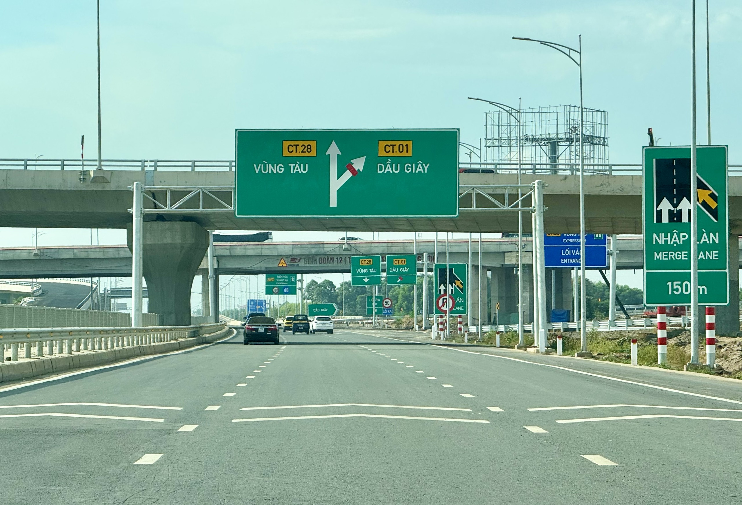 Cao tốc Bi&ecirc;n H&ograve;a - Vũng T&agrave;u ph&aacute;t huy hiệu quả kết nối sau một tuần vận h&agrave;nh- Ảnh 4.