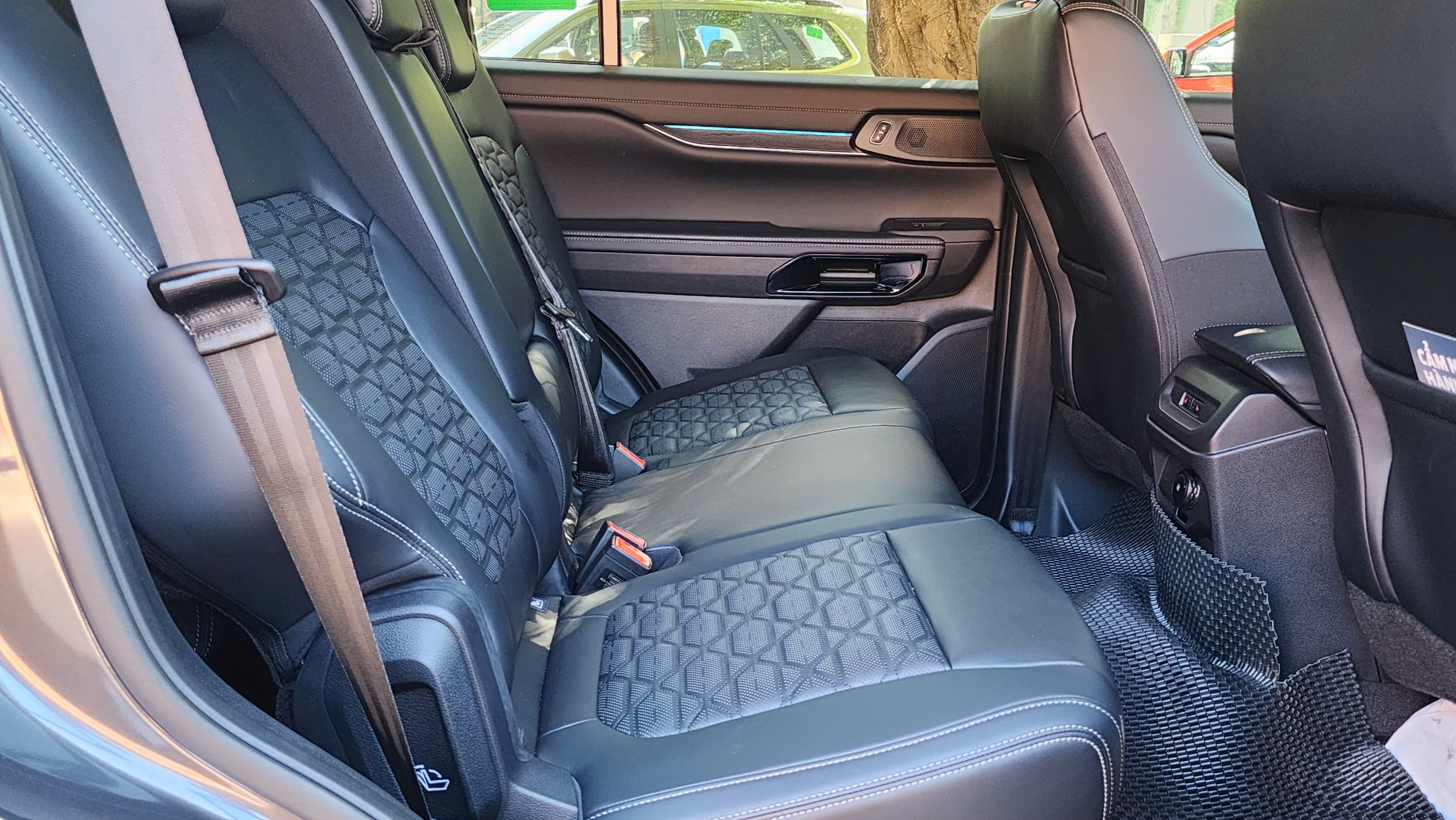 Ford Ranger và Everest lộ hình ảnh trước ngày ra mắt- Ảnh 4.