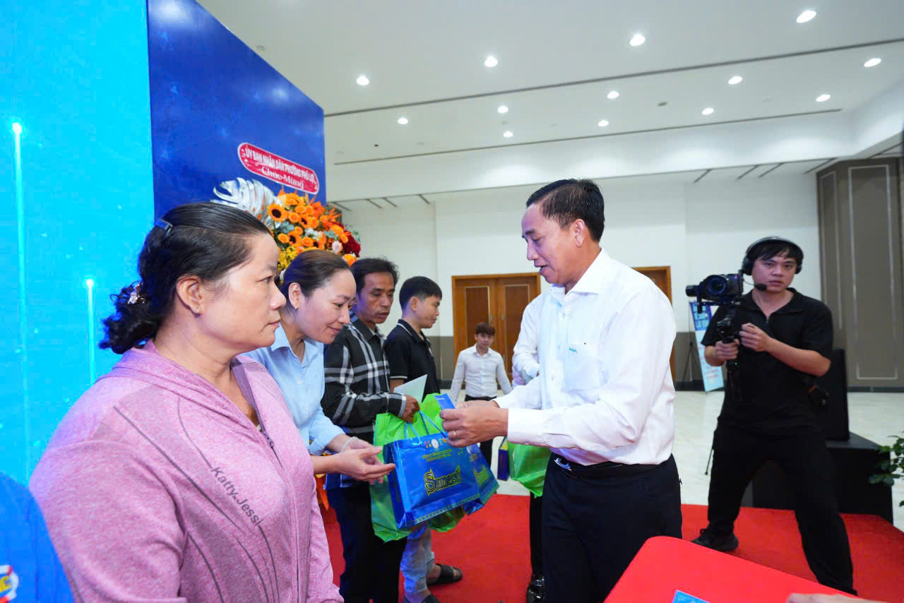 TP.HCM lan tỏa văn h&oacute;a an to&agrave;n lao động từ c&ocirc;ng trường đến doanh nghiệp- Ảnh 5.