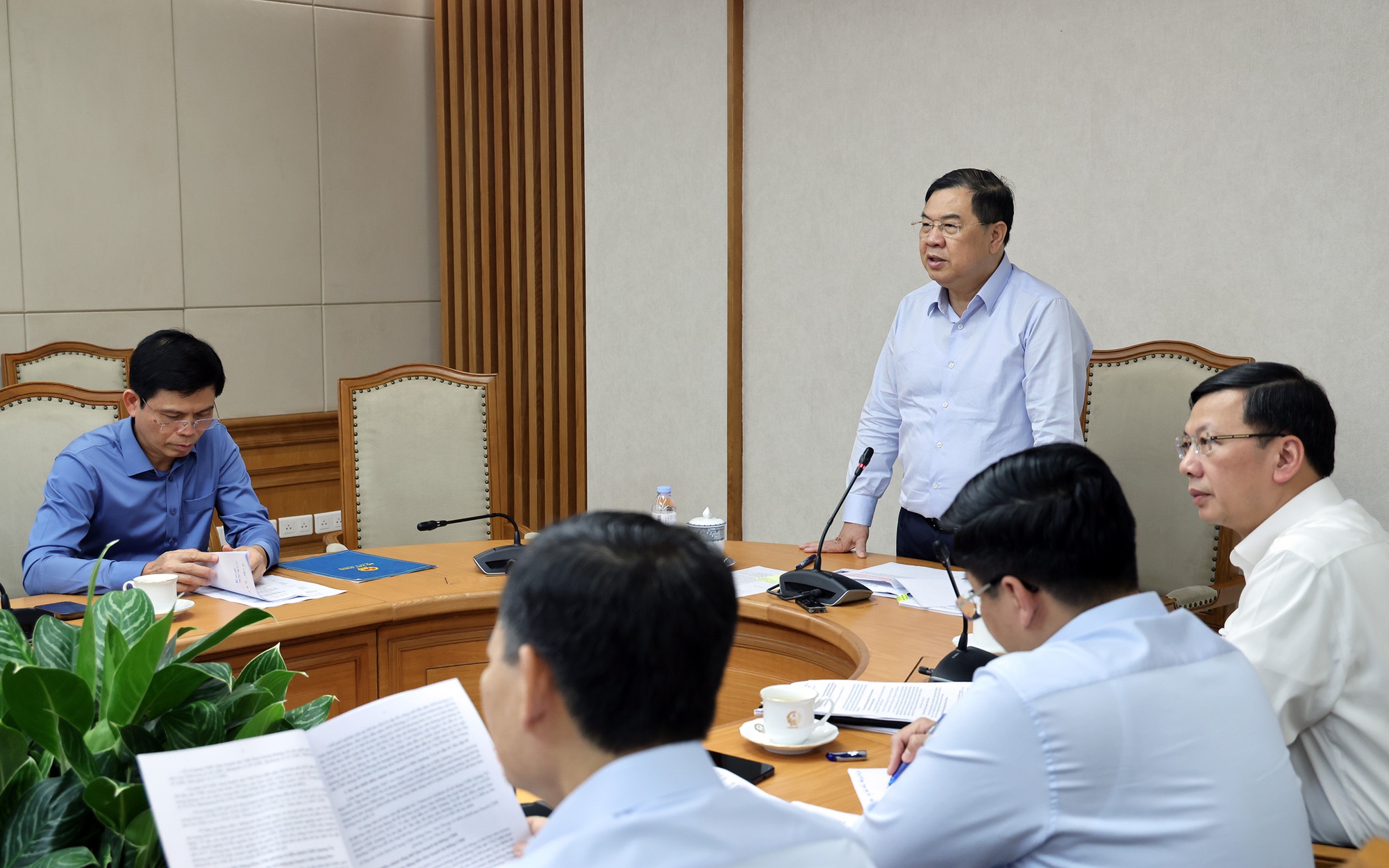 Ph&oacute; Thủ tướng Phạm Gia T&uacute;c chỉ đạo lập điều chỉnh tổng thể Quy hoạch CHK to&agrave;n quốc- Ảnh 1.