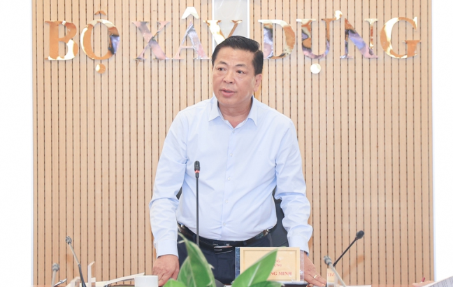 Minister Tran Hong Minh pushes fair competition in airport investment projects- Ảnh 1.