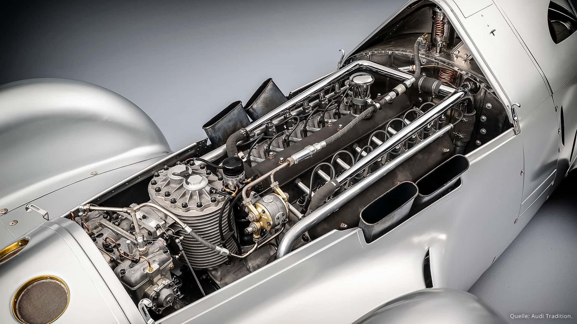Audi hồi sinh “mũi tên bạc”, từng đạt tốc độ 327 km/h- Ảnh 9. Audi hồi sinh “mũi tên bạc”, từng đạt tốc độ 327 km/h- Ảnh 9.