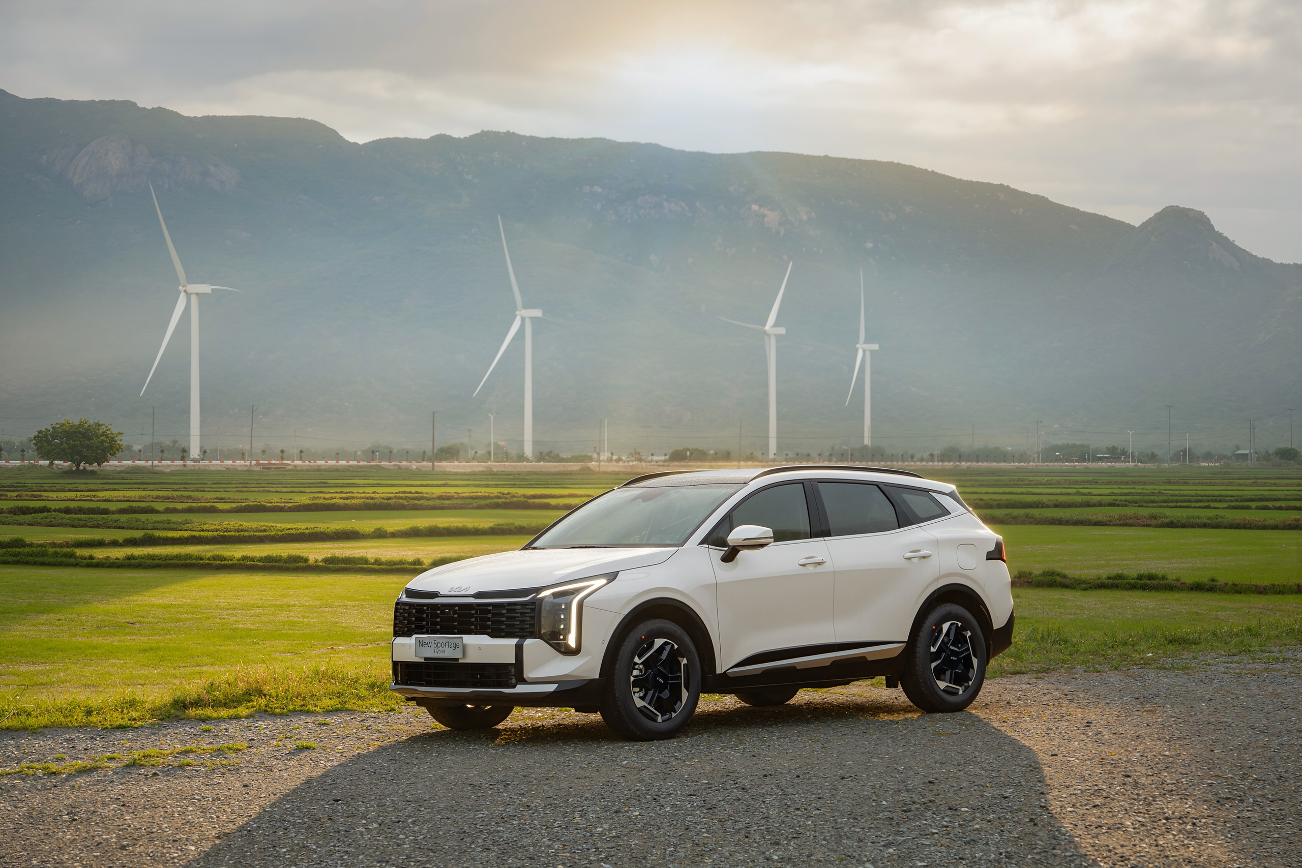 Kia New Sportage và Sorento có bản Hybrid tại Việt Nam- Ảnh 5. Kia New Sportage và Sorento có bản Hybrid tại Việt Nam- Ảnh 5.