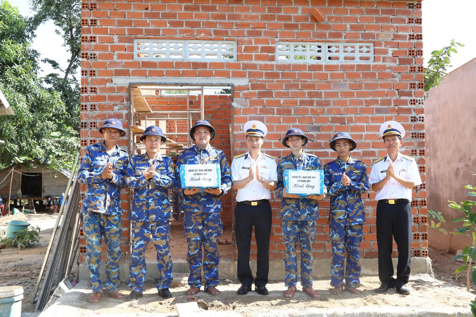 Khánh Hòa tăng tốc xóa nhà tạm cho gia đình nạn nhân chất độc hóa học- Ảnh 3. Khánh Hòa tăng tốc xóa nhà tạm cho gia đình nạn nhân chất độc hóa học- Ảnh 3.