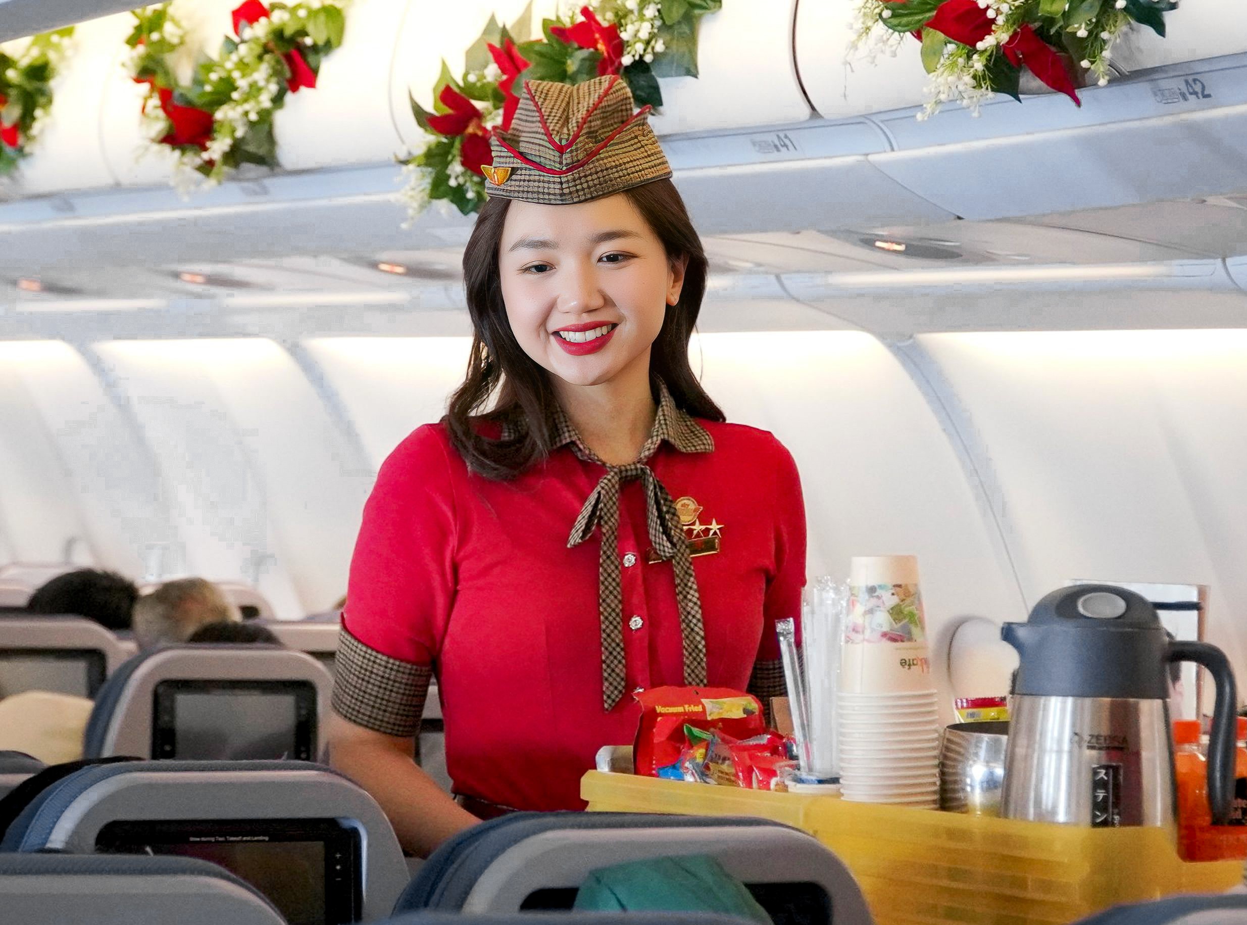 Vietjet ưu đ&atilde;i lớn m&ugrave;a h&egrave;, &aacute;p dụng cho hạng Deluxe, SkyBoss v&agrave; Business - Ảnh 2.