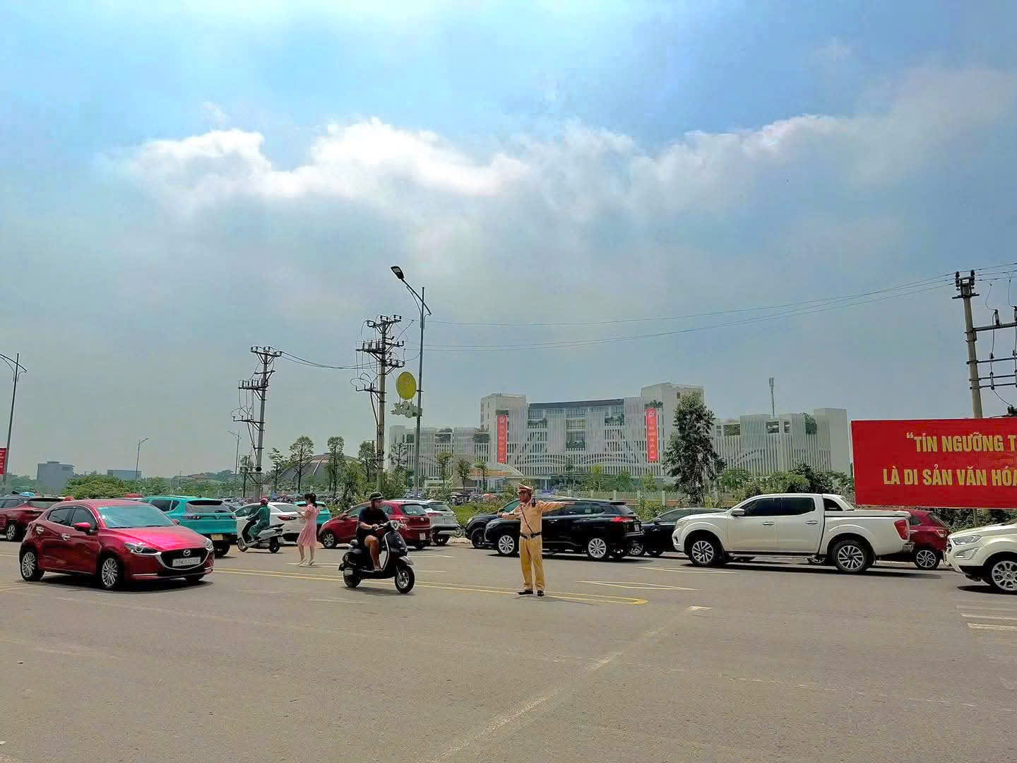 Thí sinh các tỉnh thành tự tin bước vào kỳ thi tốt nghiệp THPT năm 2026- Ảnh 7. Thí sinh các tỉnh thành tự tin bước vào kỳ thi tốt nghiệp THPT năm 2026- Ảnh 7.