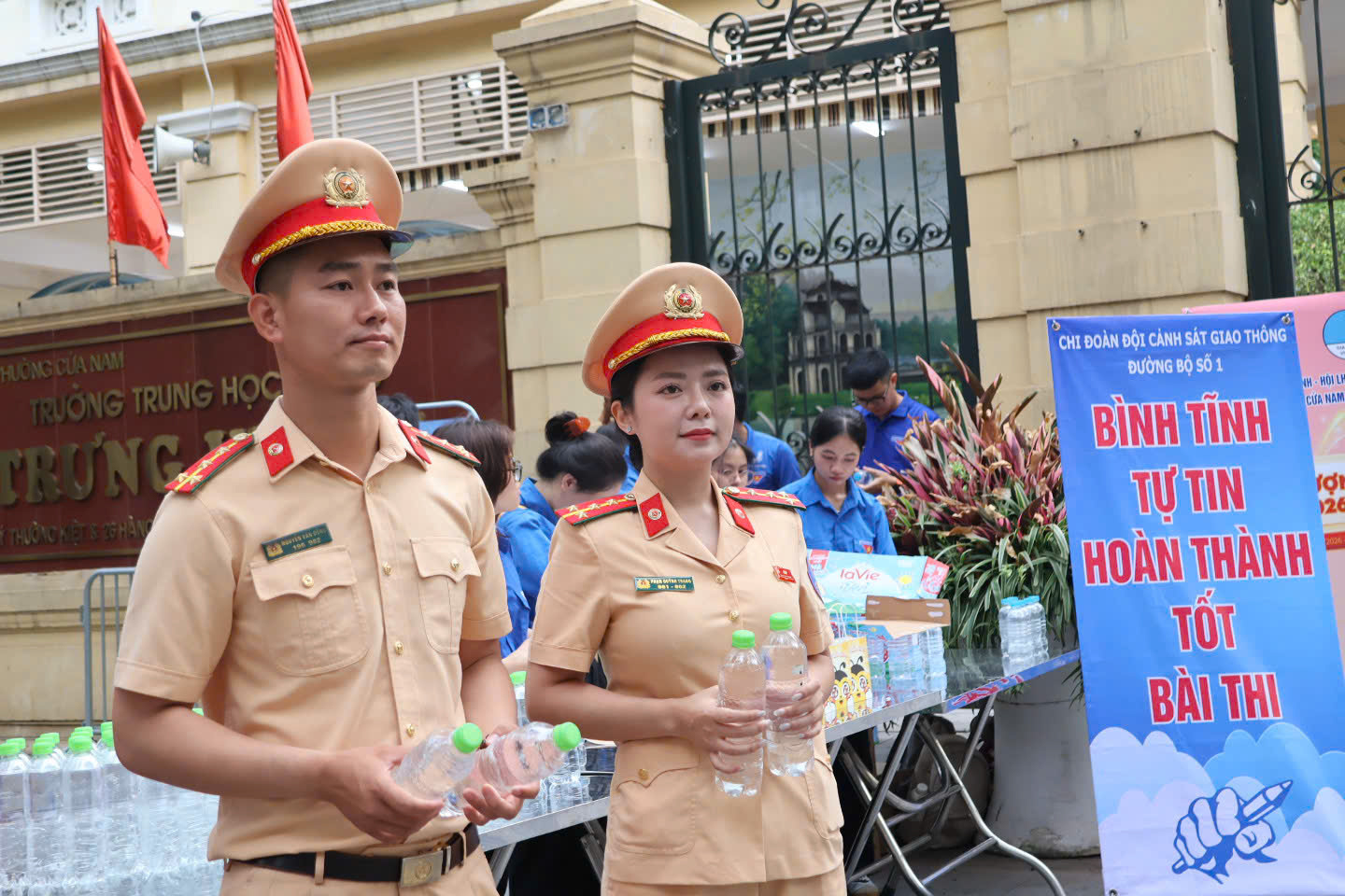 Cảnh s&aacute;t H&agrave; Nội sẵn s&agrave;ng xử l&yacute; t&igrave;nh huống ph&aacute;t sinh ng&agrave;y đầu thi tốt nghiệp THPT 2026- Ảnh 6.