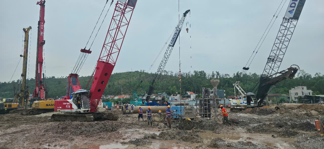 Quảng Ninh tăng tốc giải ng&acirc;n vốn đầu tư c&ocirc;ng, quyết ho&agrave;n th&agrave;nh mục ti&ecirc;u 6 th&aacute;ng đầu năm - Ảnh 2.