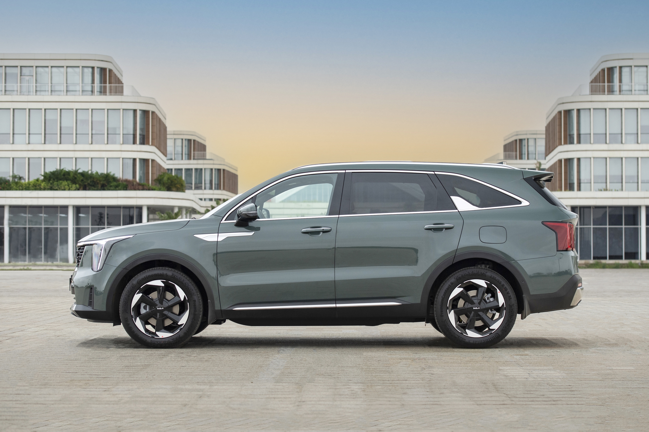 Cận cảnh New Sorento Hybrid hơn 1,3 tỷ đồng - Ảnh 5.
