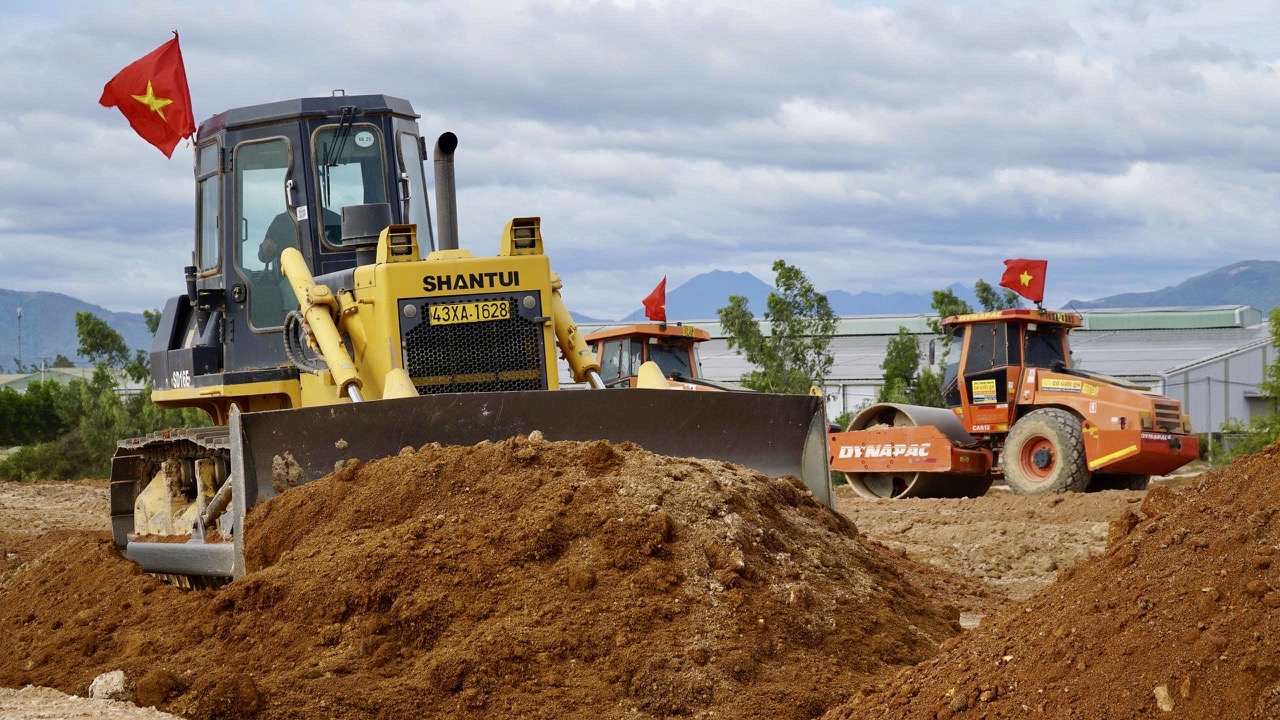 Gia Lai: Khẩn trương ho&agrave;n thiện đường cất hạ c&aacute;nh số 2 Cảng h&agrave;ng kh&ocirc;ng Ph&ugrave; C&aacute;t - Ảnh 4.