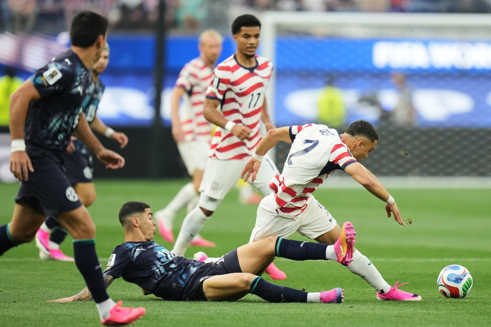 World Cup 2026: Balogun tỏa s&aacute;ng, Mỹ thắng đậm Paraguay trong ng&agrave;y ra qu&acirc;n - Ảnh 2.