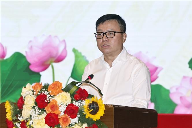 Thủ tướng Ch&iacute;nh phủ v&agrave; Chủ tịch Quốc hội gặp mặt l&atilde;nh đạo c&aacute;c cơ quan b&aacute;o ch&iacute; - Ảnh 6.