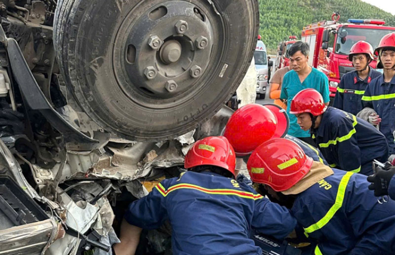 Tin tức tai nạn giao th&ocirc;ng mới nhất h&ocirc;m nay 15/6/2026 - Ảnh 1.